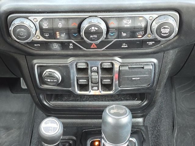 2023 Jeep Wrangler Altitude