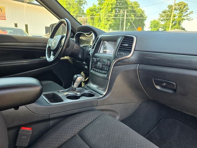 2020 Jeep Grand Cherokee Laredo E