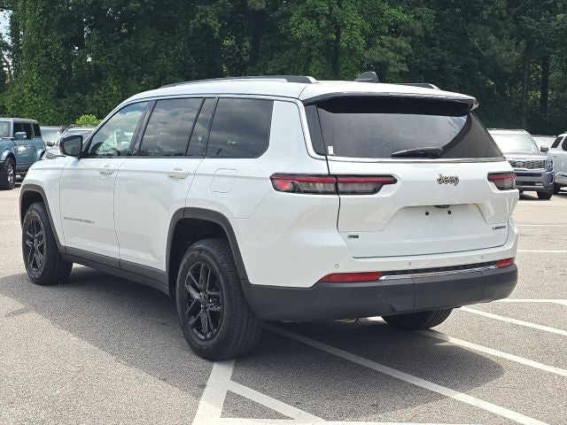 2022 Jeep Grand Cherokee L Laredo