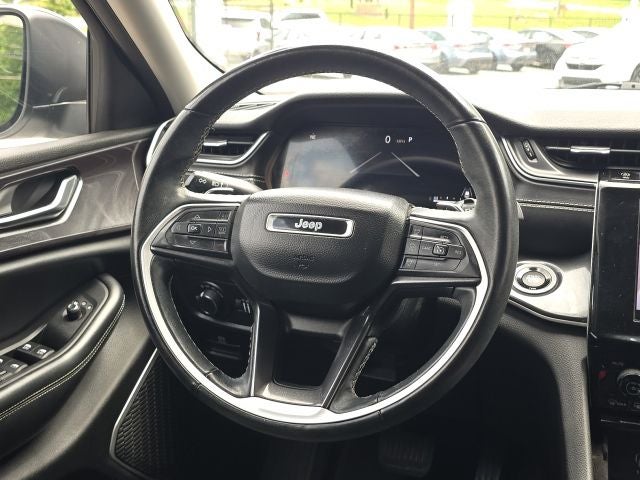 2022 Jeep Grand Cherokee L Laredo