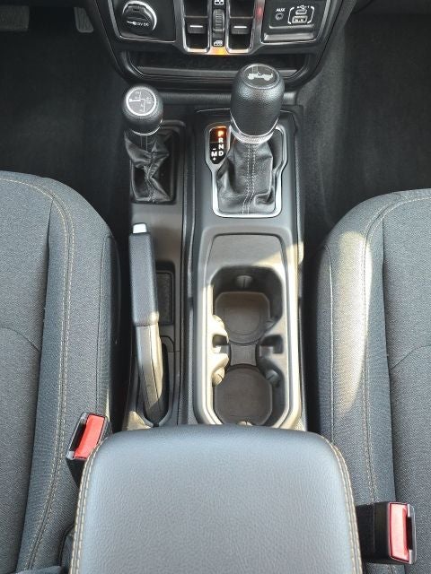 2025 Jeep Wrangler Sahara 4xe