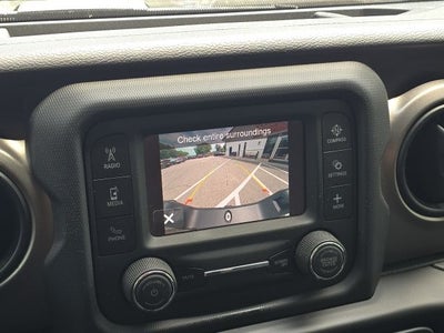 2021 Jeep Gladiator Sport