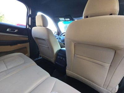 2017 Ford Explorer Base