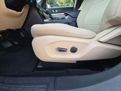 2017 Ford Explorer Base