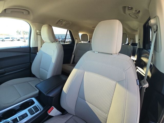 2024 Ford Explorer Base