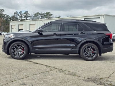 2025 Ford Explorer ST