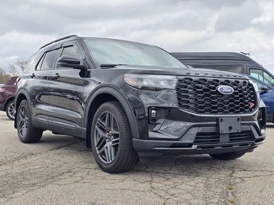 2025 Ford Explorer ST