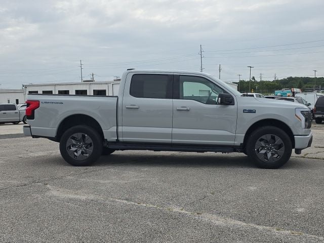2024 Ford F-150 Lightning Flash