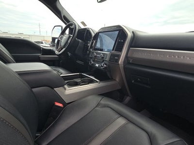 2022 Ford F-250SD Platinum