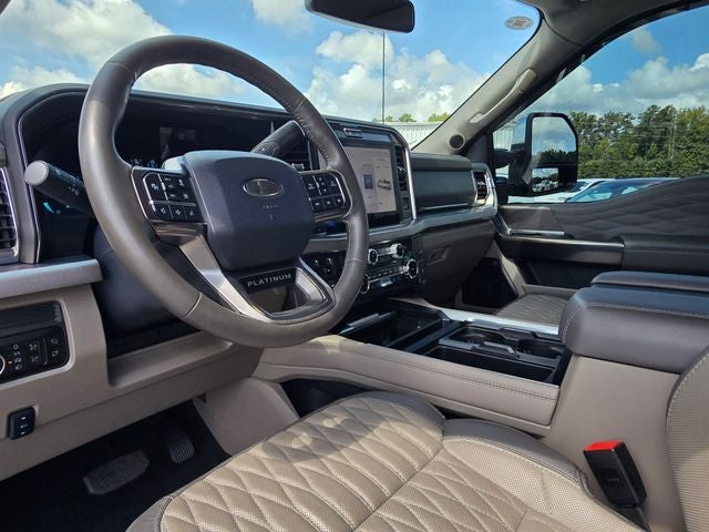 2025 Ford F-350SD Platinum