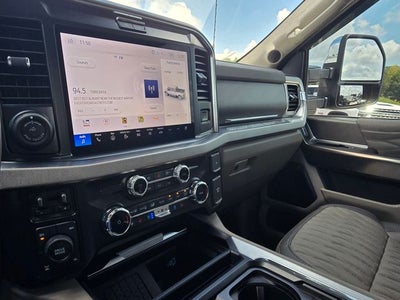 2025 Ford F-350SD Platinum