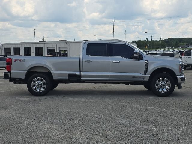 2023 Ford F-350SD Lariat