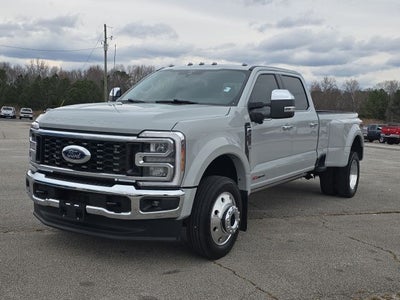 2025 Ford F-450SD Lariat DRW