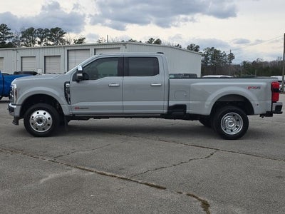 2025 Ford F-450SD Lariat DRW