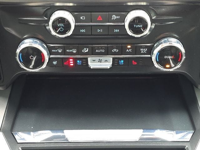 2025 Ford F-450SD Lariat DRW