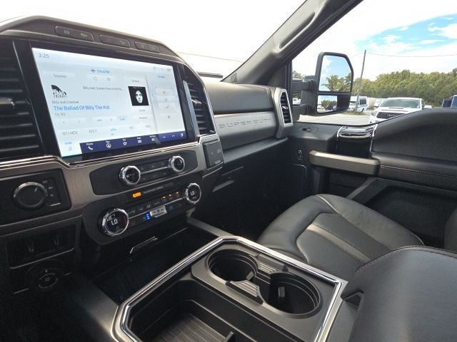 2022 Ford F-450SD Platinum DRW