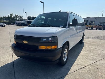 2025 Chevrolet Express 3500 LS Passenger