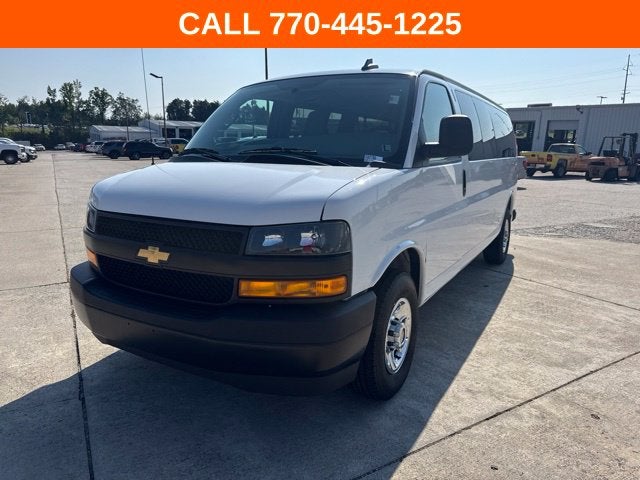 2025 Chevrolet Express 3500 LS Passenger