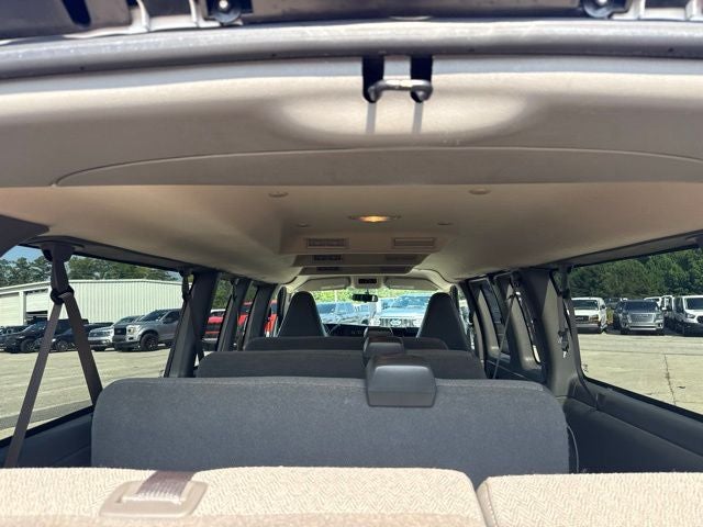 2025 Chevrolet Express 3500 LS Passenger