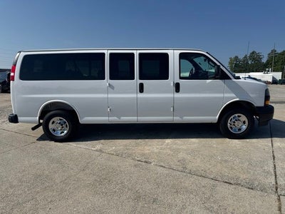 2025 Chevrolet Express 3500 LS Passenger