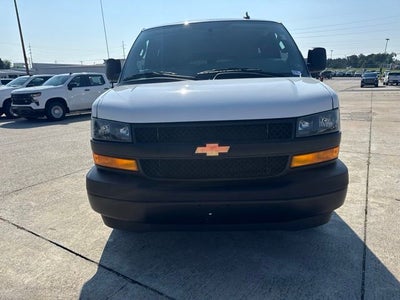 2025 Chevrolet Express 3500 LS Passenger