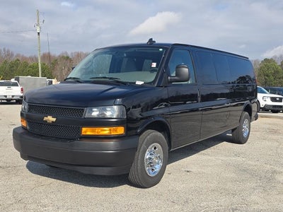 2025 Chevrolet Express 3500 LS Passenger
