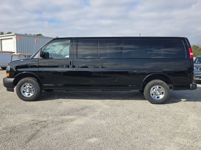 2025 Chevrolet Express 3500 LS Passenger