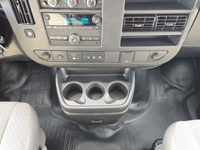 2025 Chevrolet Express 3500 LS Passenger