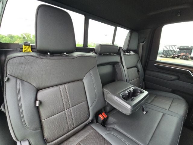 2025 Chevrolet Silverado 3500HD High Country