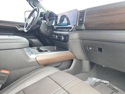 2025 Chevrolet Silverado 3500HD High Country