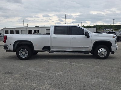 2025 Chevrolet Silverado 3500HD High Country