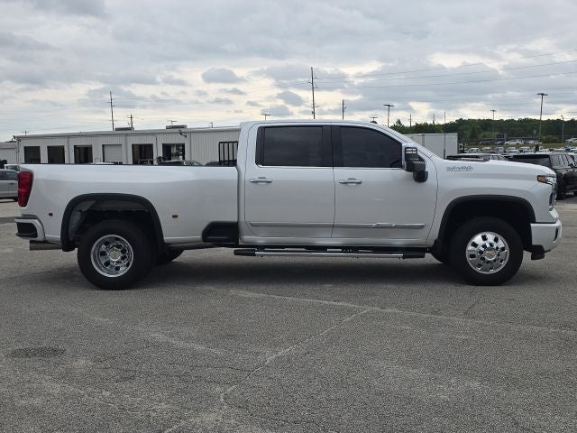 2025 Chevrolet Silverado 3500HD High Country