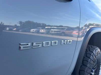 2024 Chevrolet Silverado 2500HD ZR2