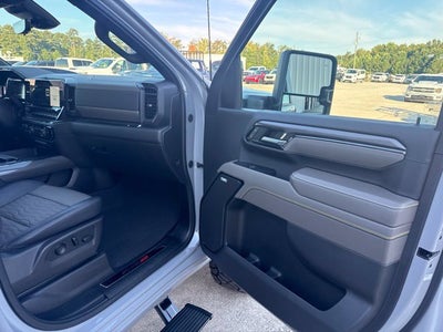 2024 Chevrolet Silverado 2500HD ZR2