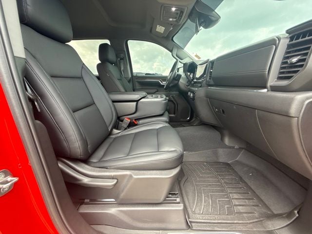 2024 Chevrolet Silverado 1500 LT LT1