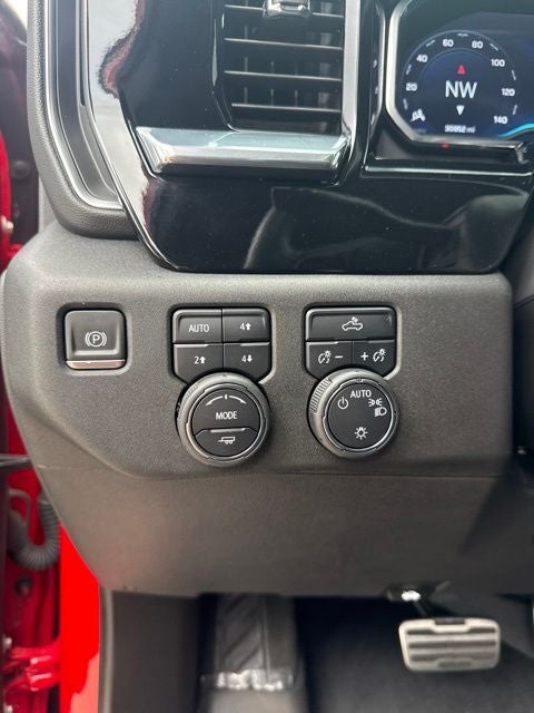 2024 Chevrolet Silverado 1500 LT LT1