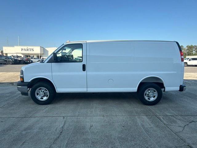 2025 Chevrolet Express 2500 Work Van Cargo