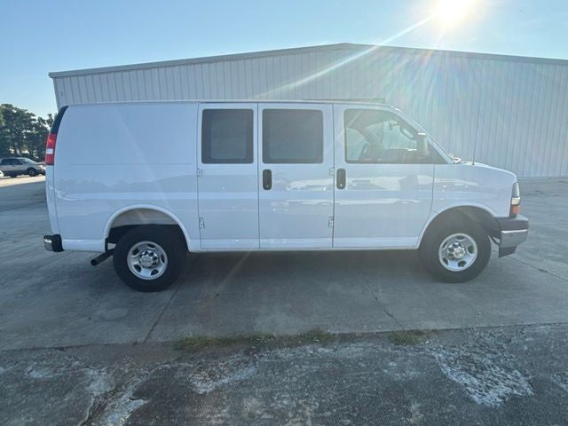 2025 Chevrolet Express 2500 Work Van Cargo