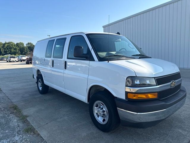 2025 Chevrolet Express 2500 Work Van Cargo