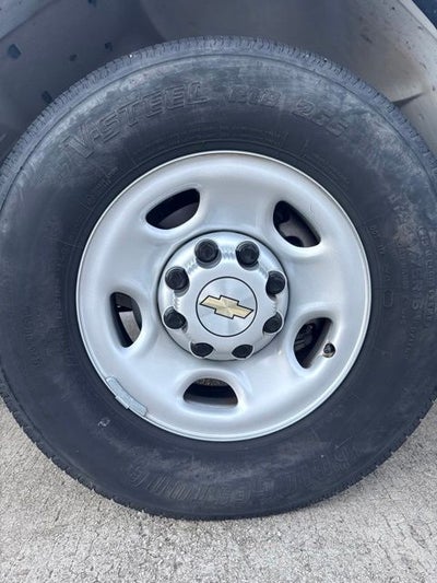 2025 Chevrolet Express 2500 Work Van Cargo