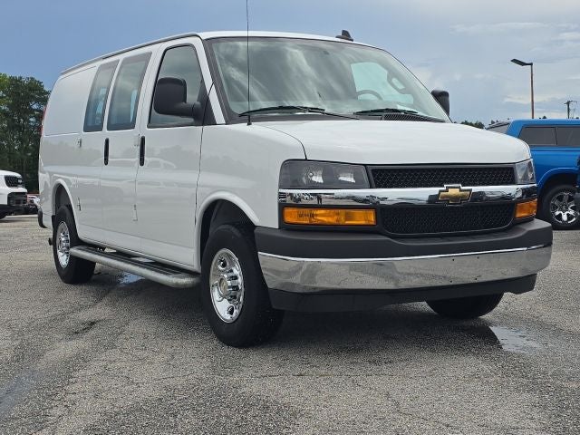 2025 Chevrolet Express 2500 Work Van Cargo