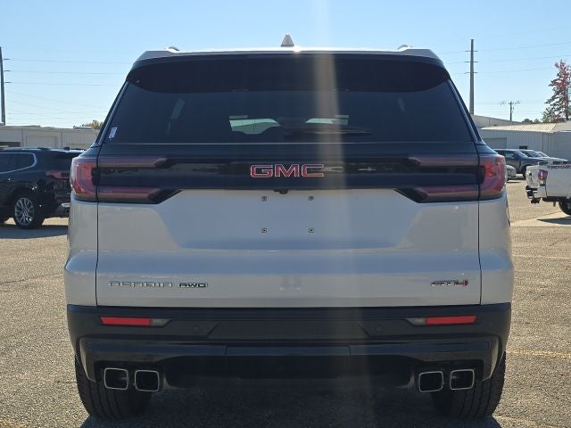 2024 GMC Acadia AT4
