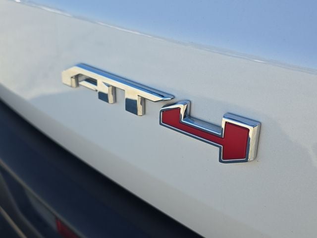 2024 GMC Acadia AT4