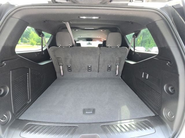 2023 GMC Yukon XL SLE