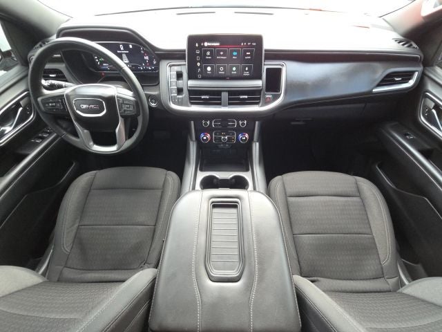 2023 GMC Yukon XL SLE