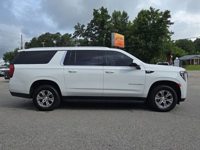 2023 GMC Yukon XL SLE
