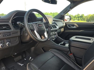 2024 GMC Yukon XL SLT