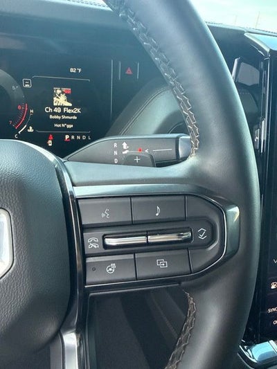 2025 GMC Yukon XL AT4