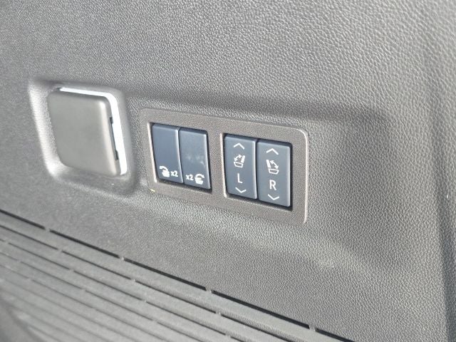 2025 GMC Yukon XL AT4 Ultimate