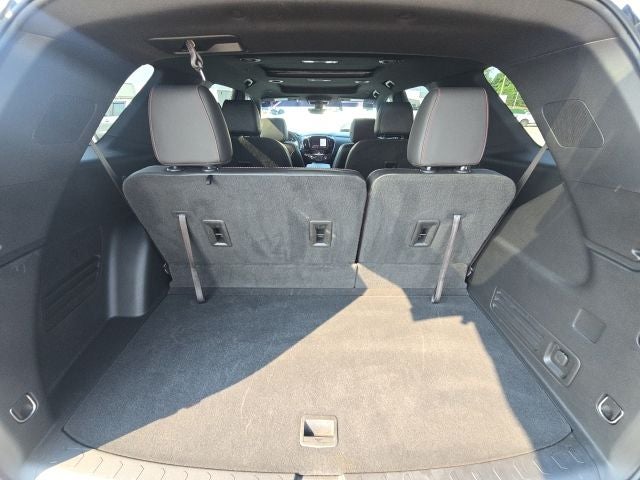 2023 Chevrolet Traverse Base
